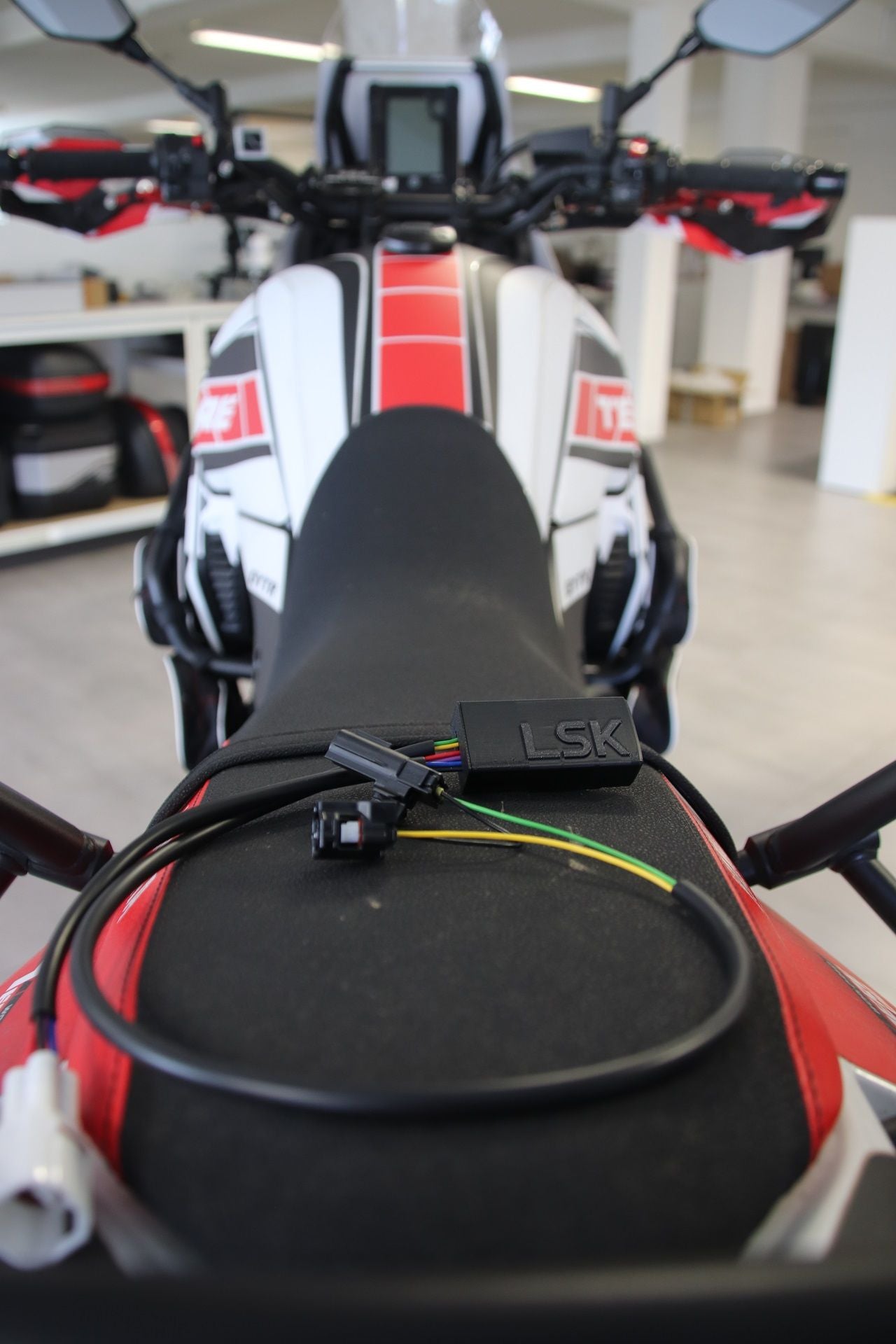 Yamaha Tenere 700 ABS Off-Road Dongle - Black&White Screen Dashboard Models (E4 & E5)